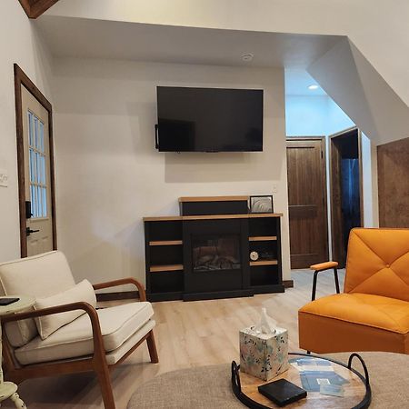 The Cabins At Northwood Trails Hot Springs Extérieur photo
